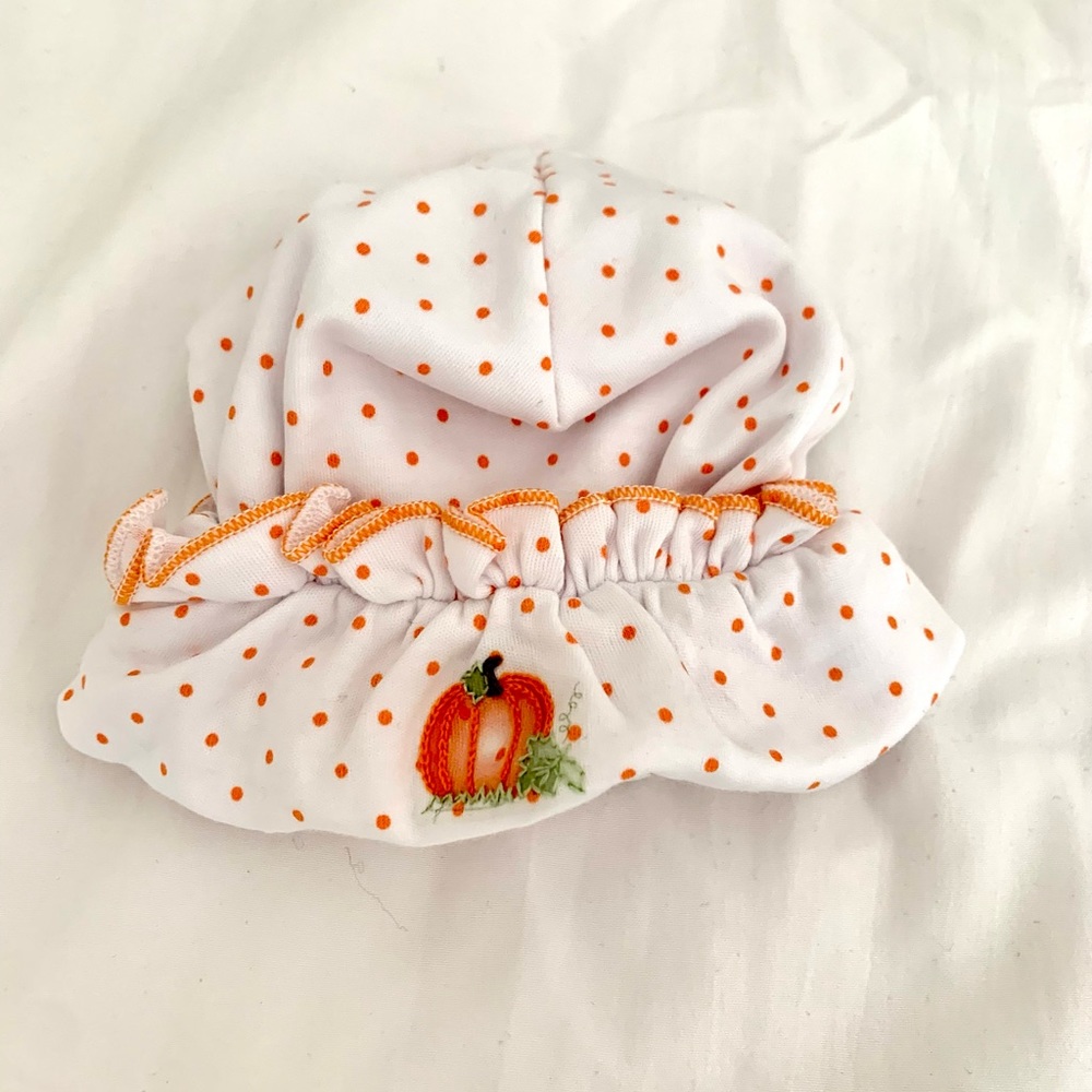 Magnolia Baby Newborn Pumpkin hat